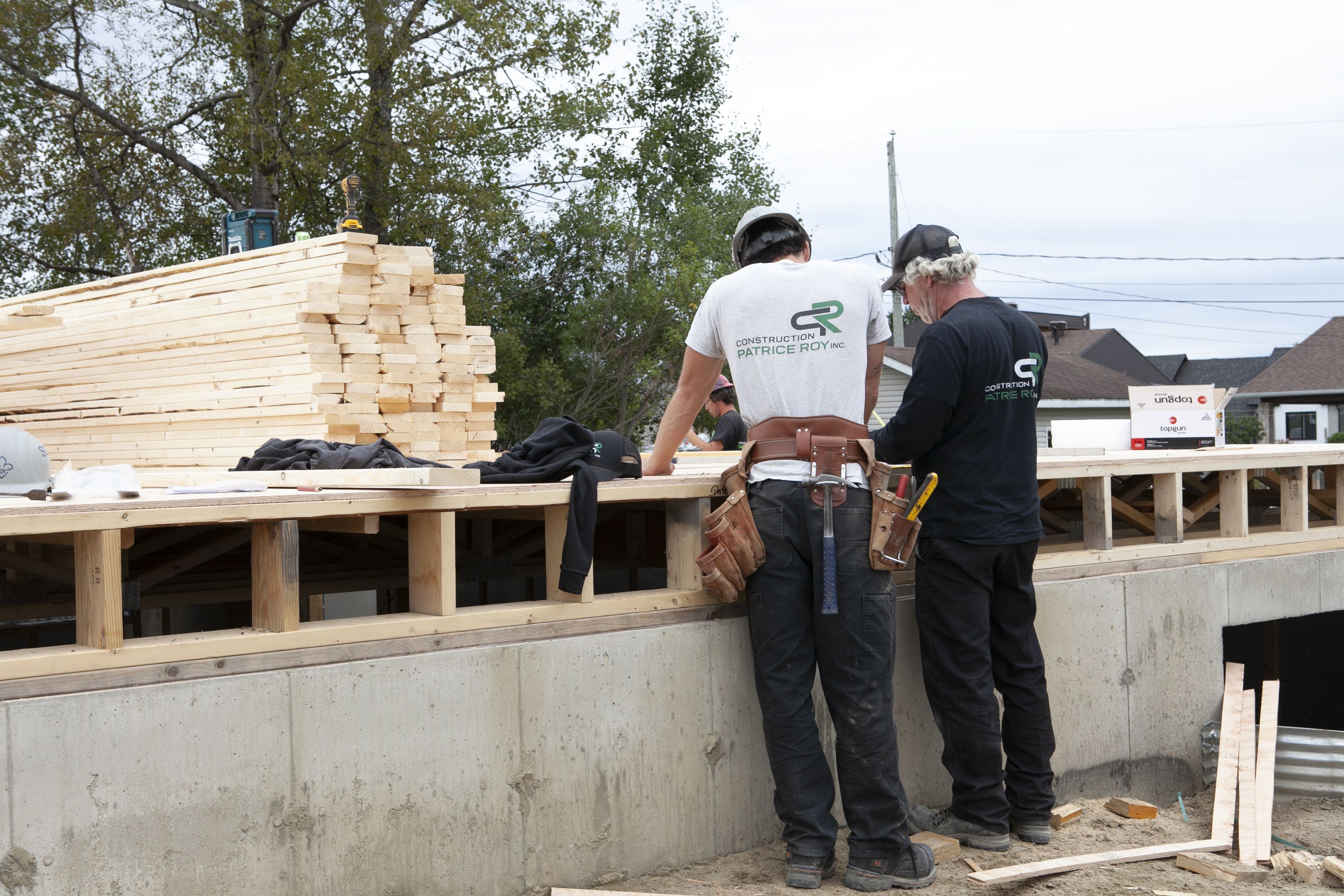 L’équipe de Construction Patrice Roy sur un chantier à Lac-Etchemin